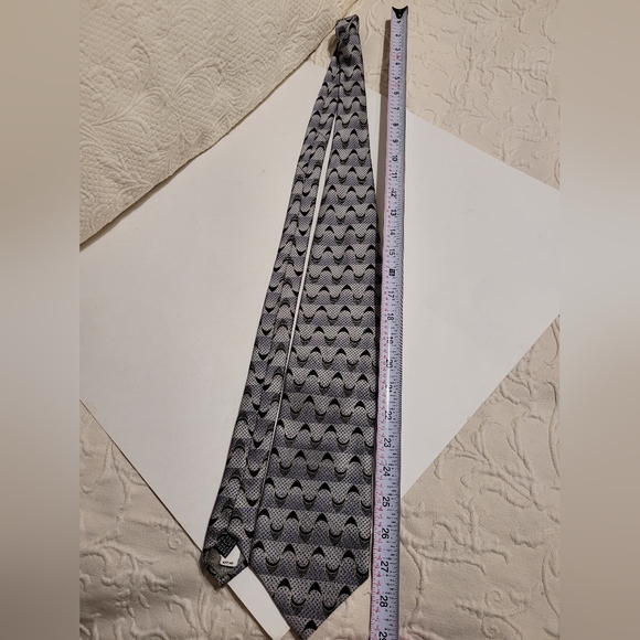 New Fratelli -  Tie - 100% Silk Hand Made in Italy- Formal Wear - Picture 5 of 8